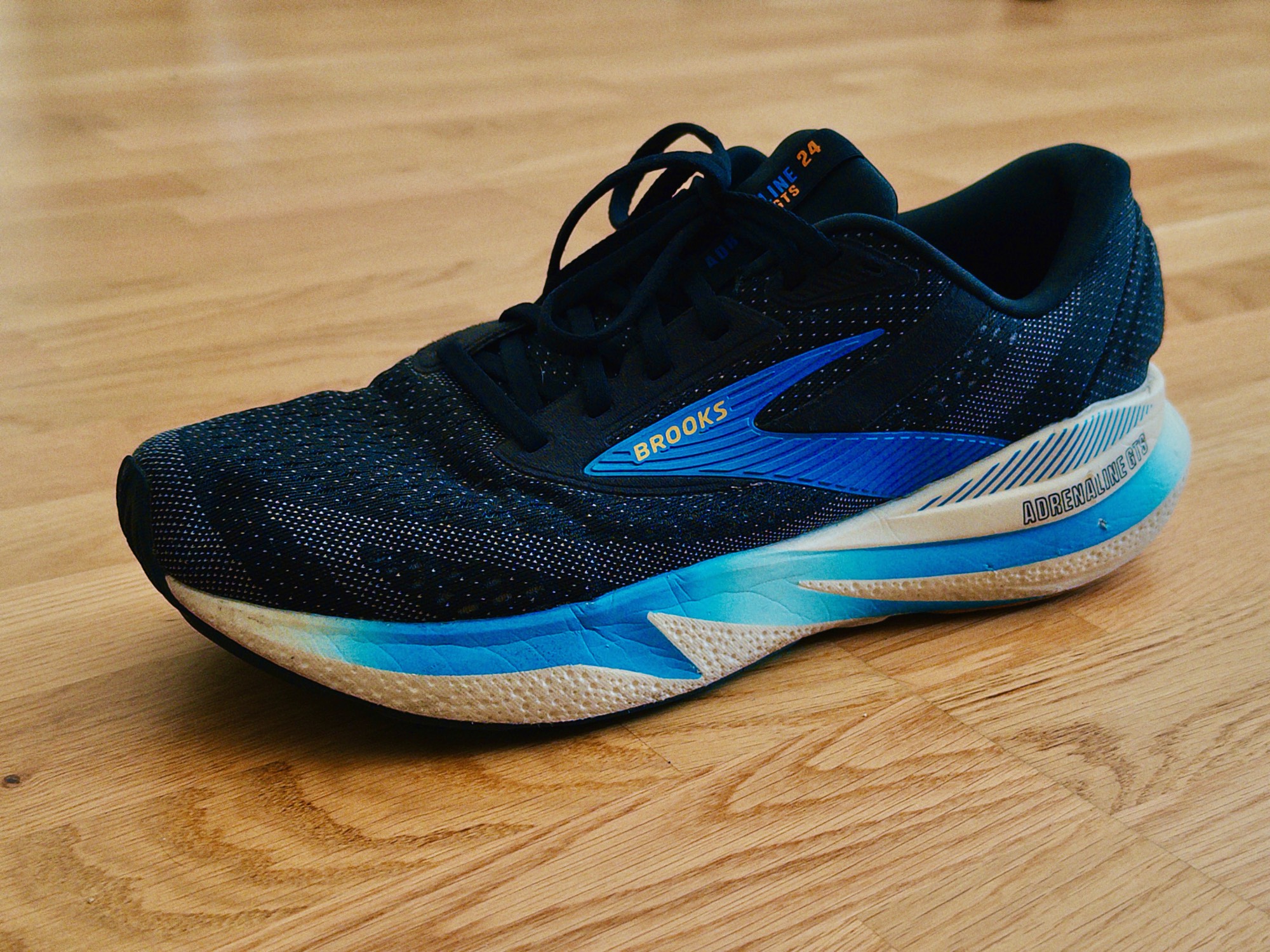 Brooks Adrenaline GTS 24