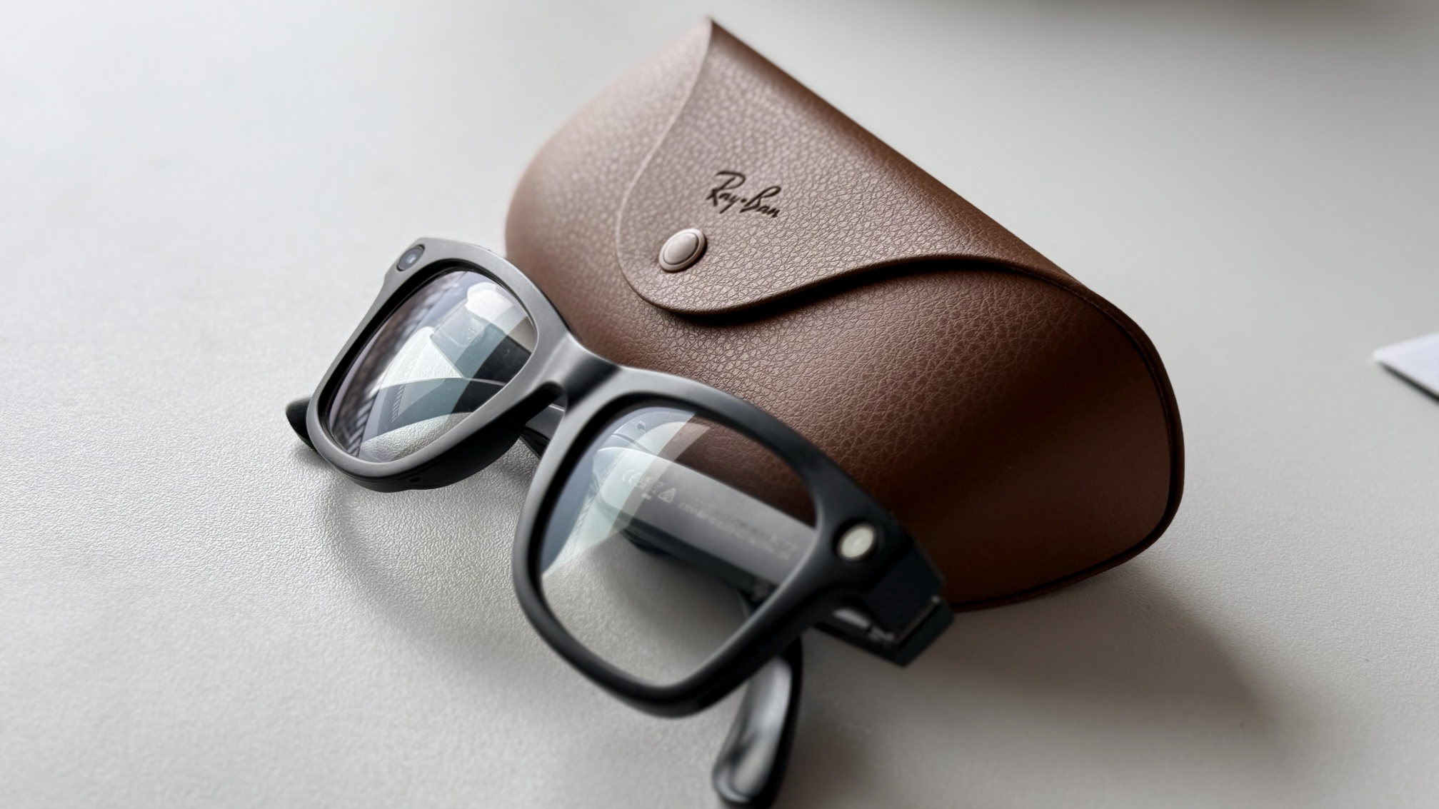 Meta Ray-Ban Smart Glasses